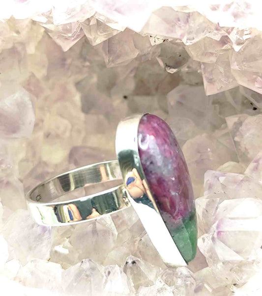 Anillo de Rubí en Zoisita de plata