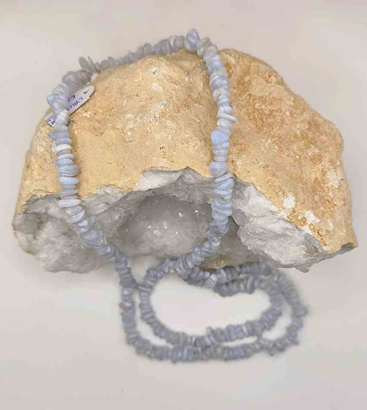 Collar de Calcedona chip