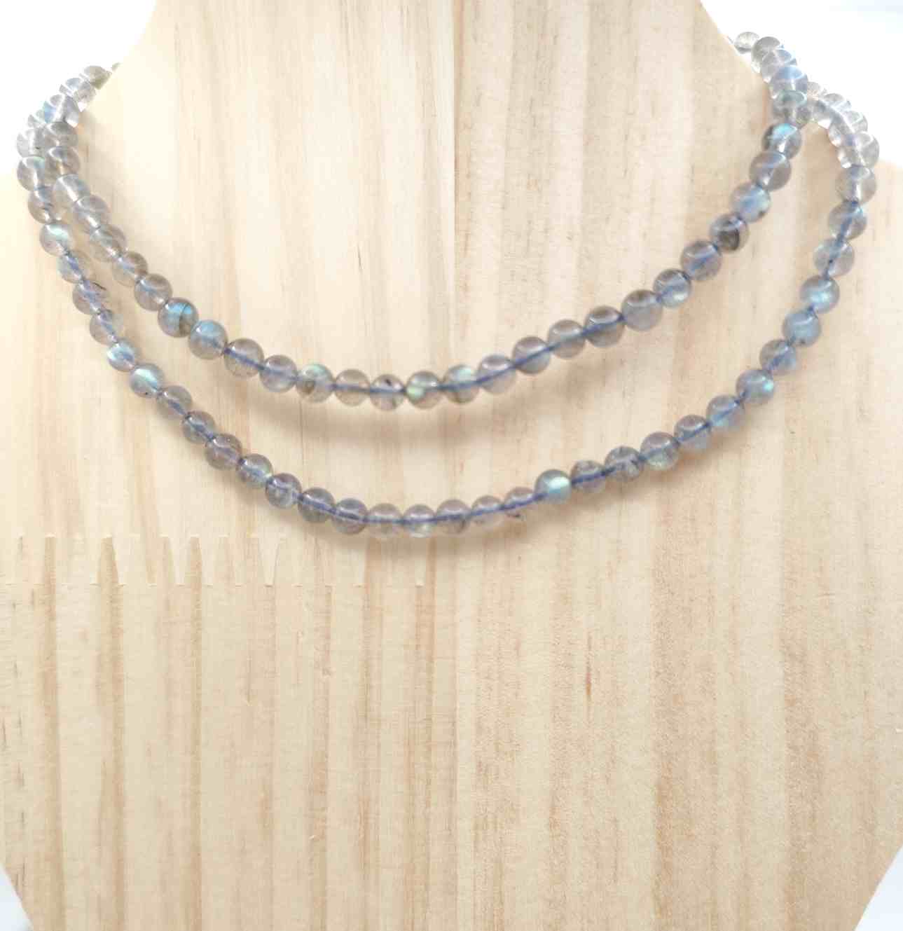 Collar de Labradorita