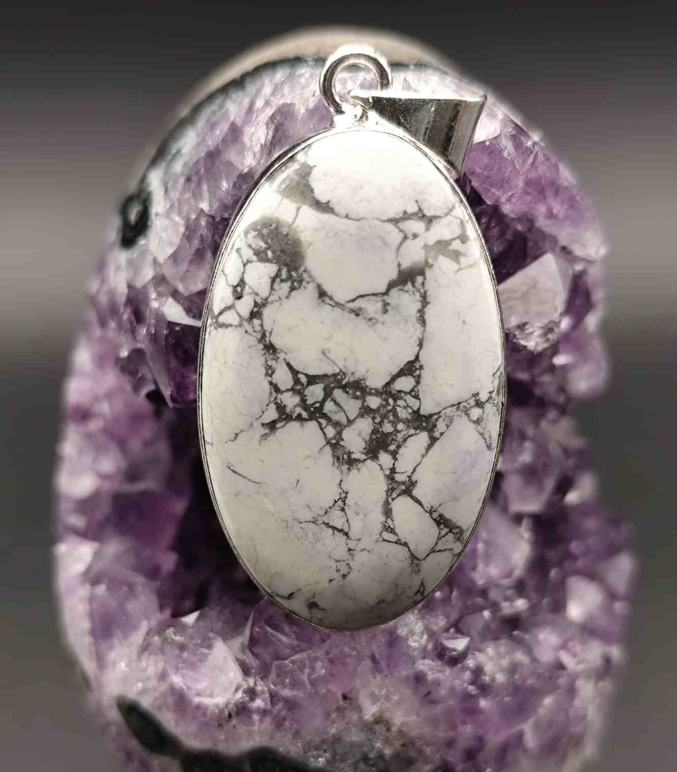 Colgante de Howita