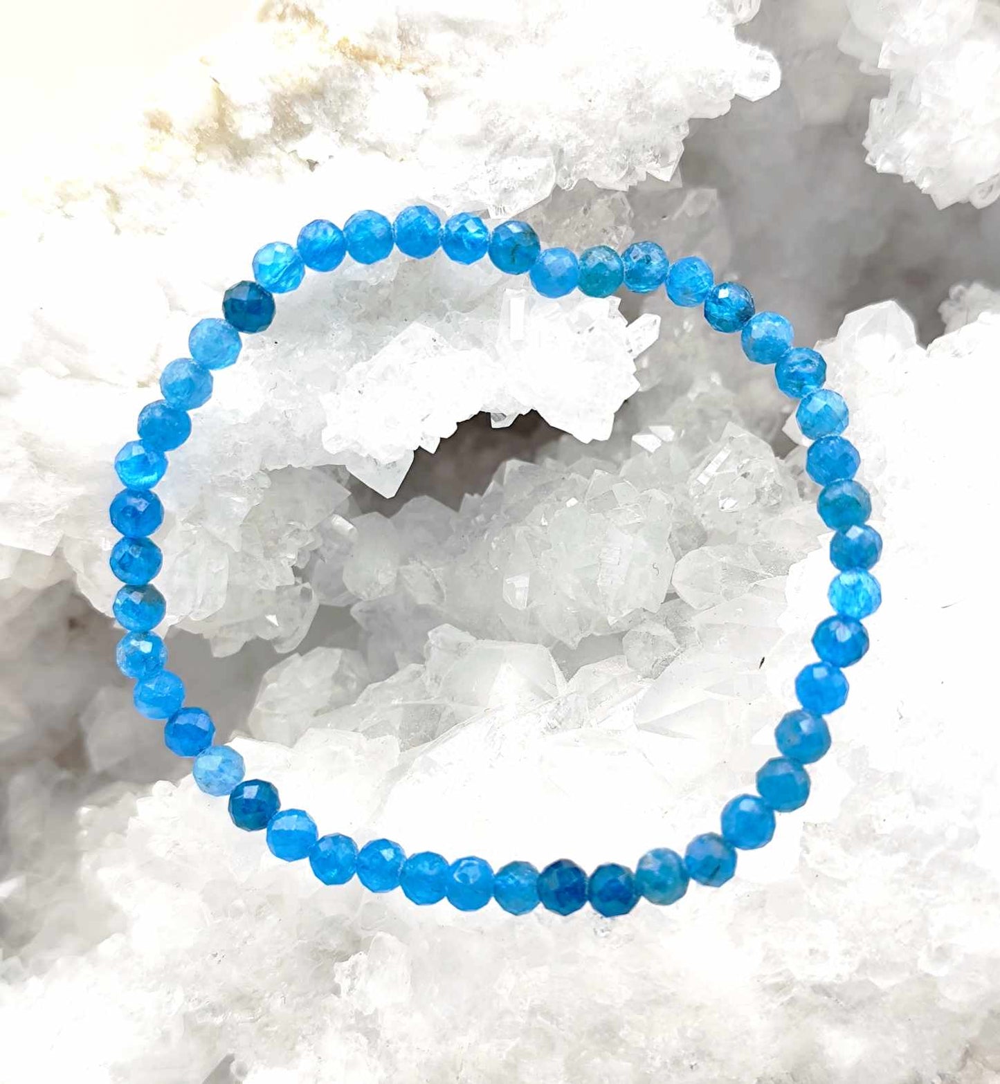 Pulsera de Apatito Facetado