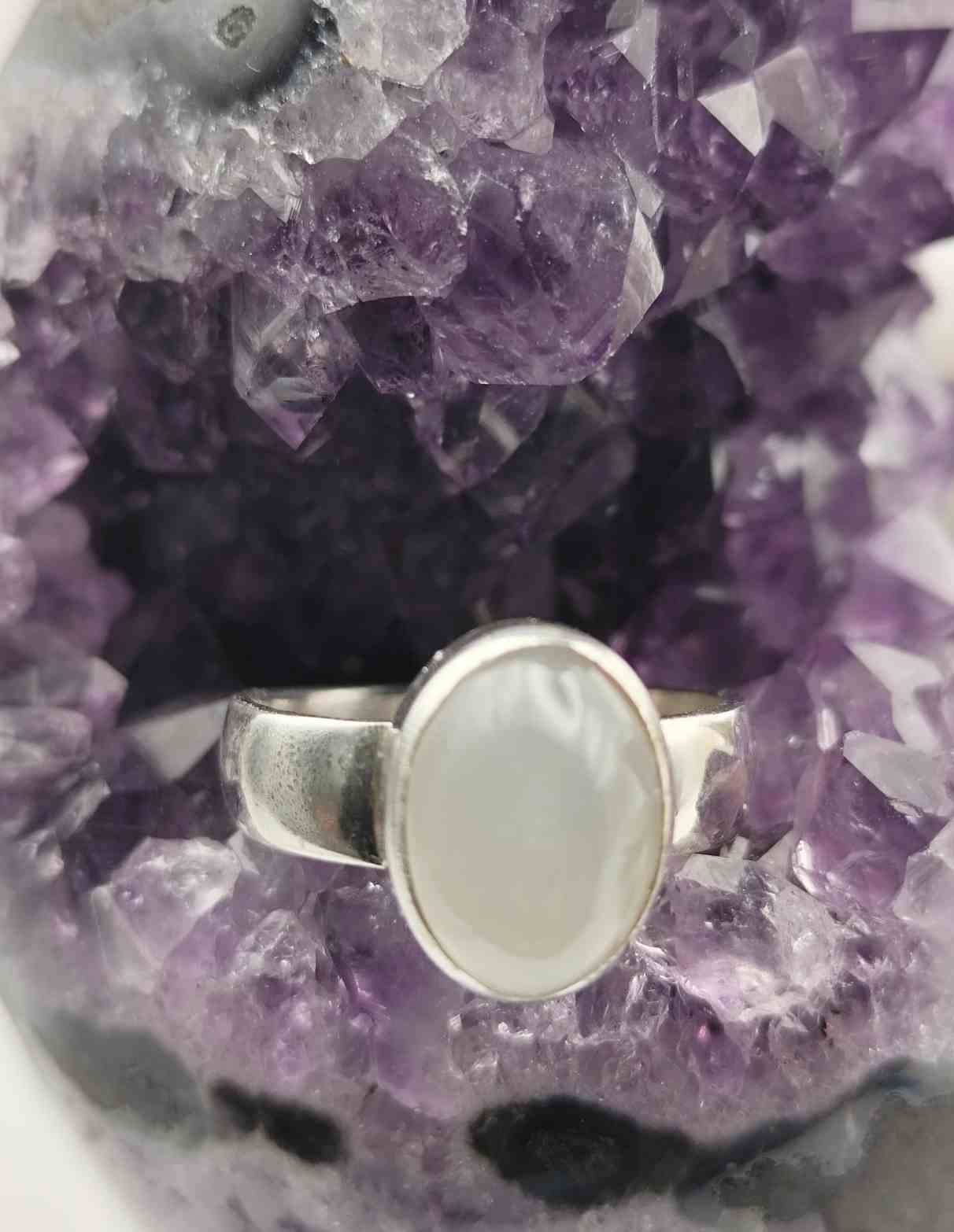Anillo de Adularia de plata