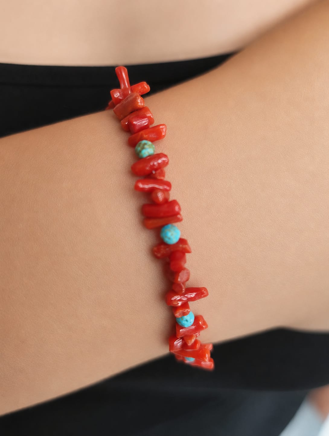 Conjunto de Collar y Pulsera de Coral y Turquesa Facetada