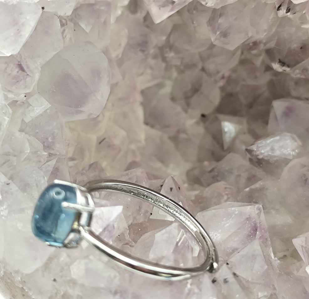 Anillo de Aguamarina de plata