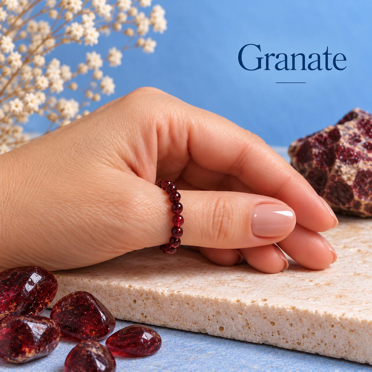 Anillo de Granate Facetado
