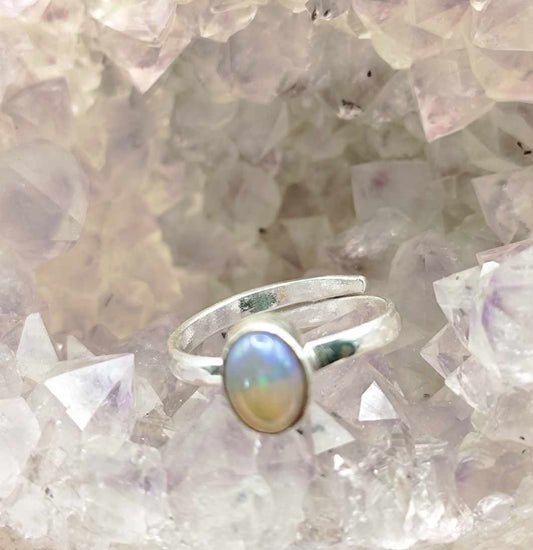 Anillo de Ópalo