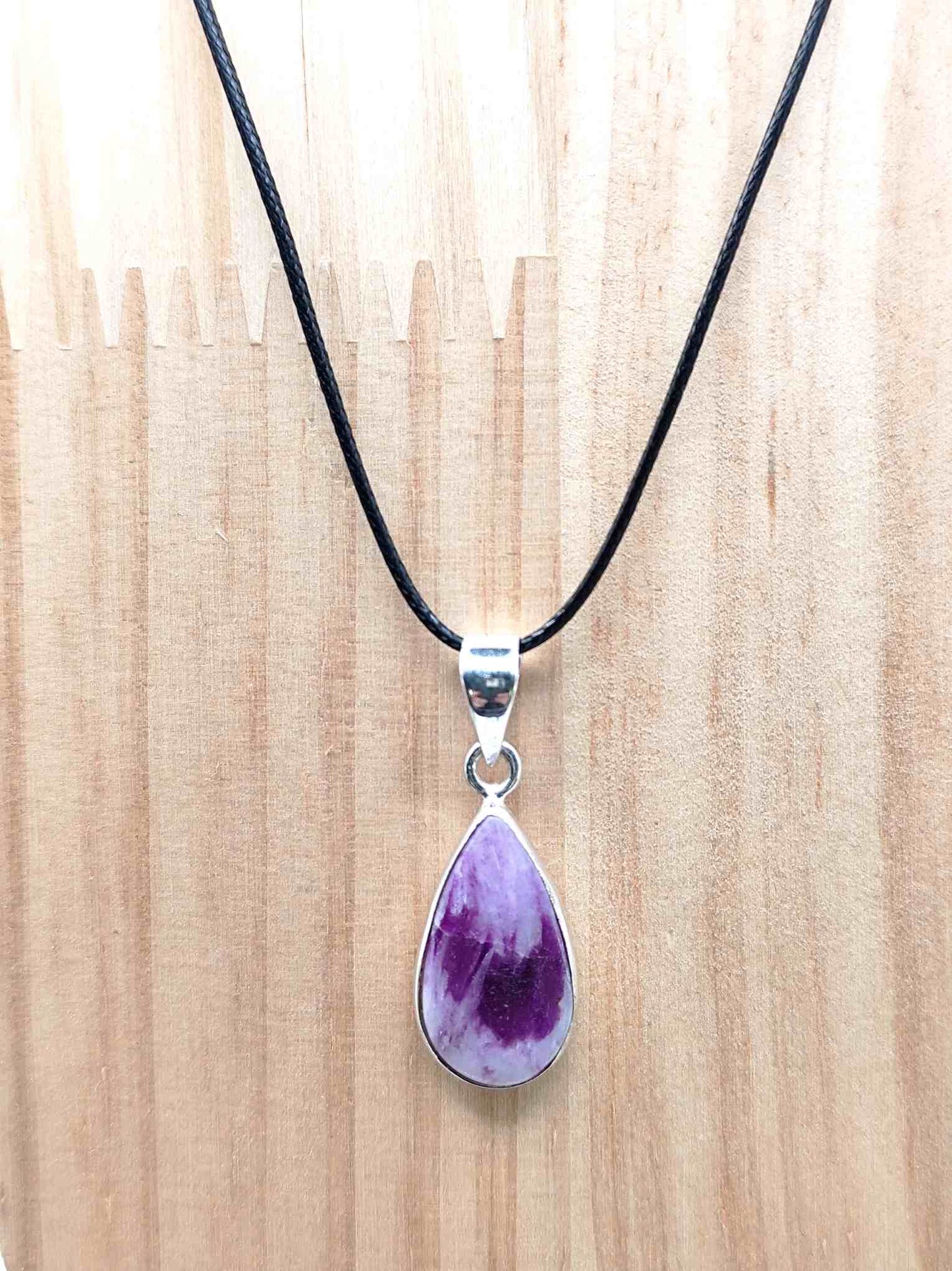 Colgante de Kammererita lila