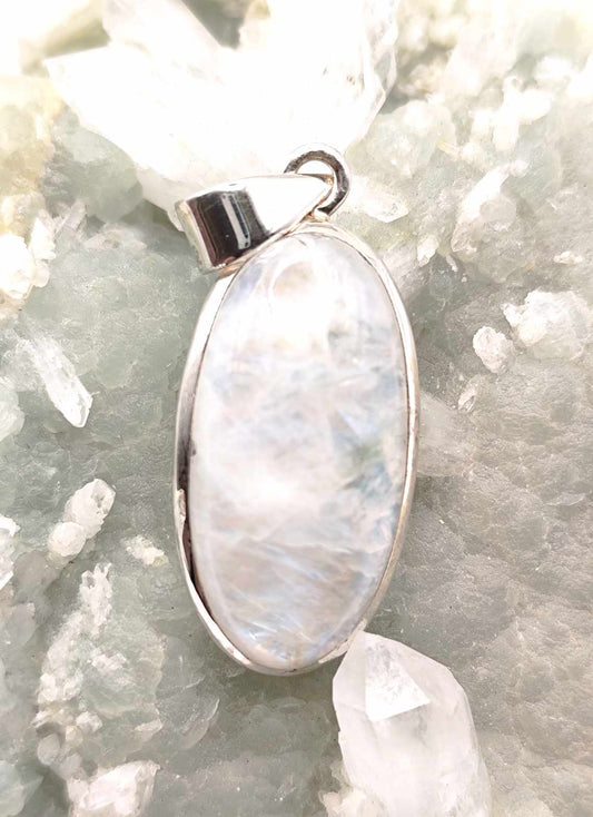 Colgante de Piedra Luna Ovalado