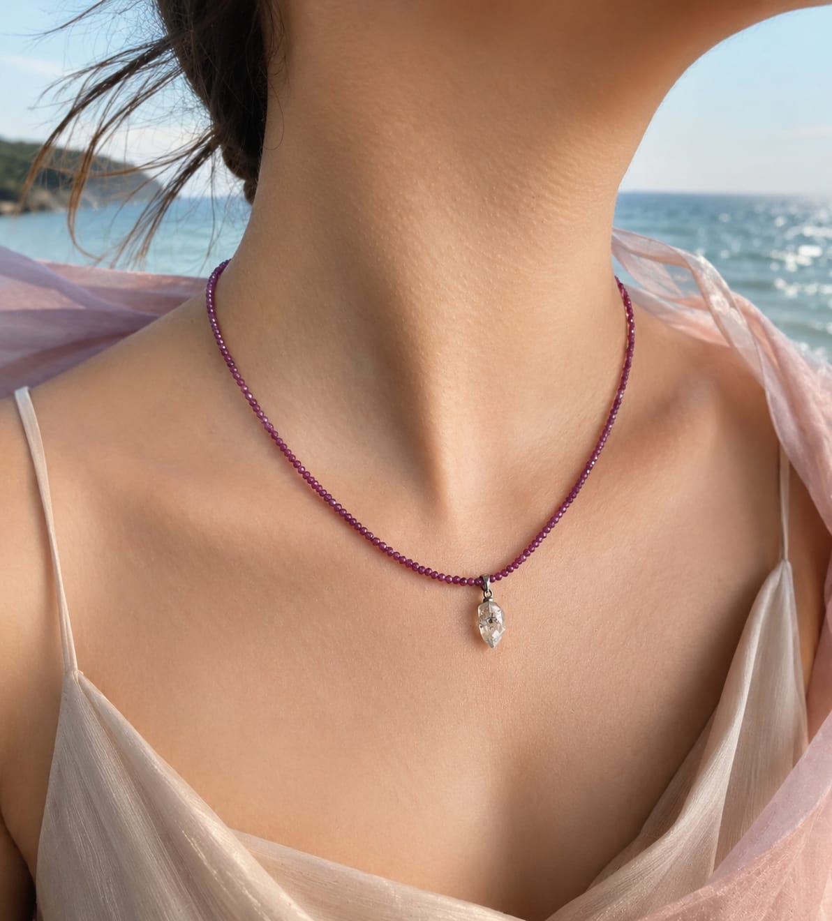 Collar de Rubí con Colgante de Herkimer