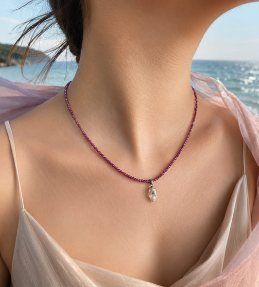Collar de Rubí con Colgante de Herkimer