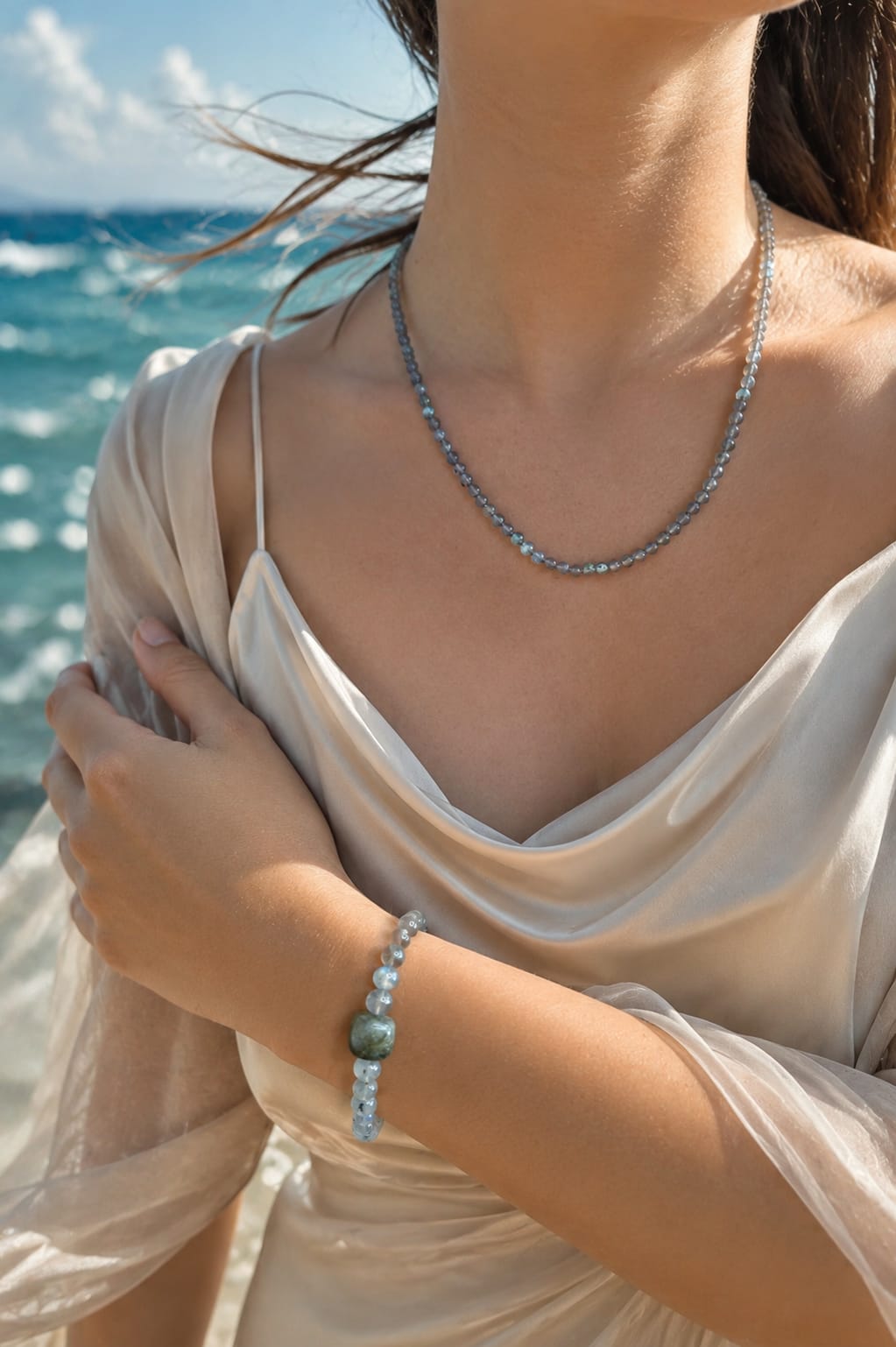 Conjunto de Collar y Pulsera de Labradorita