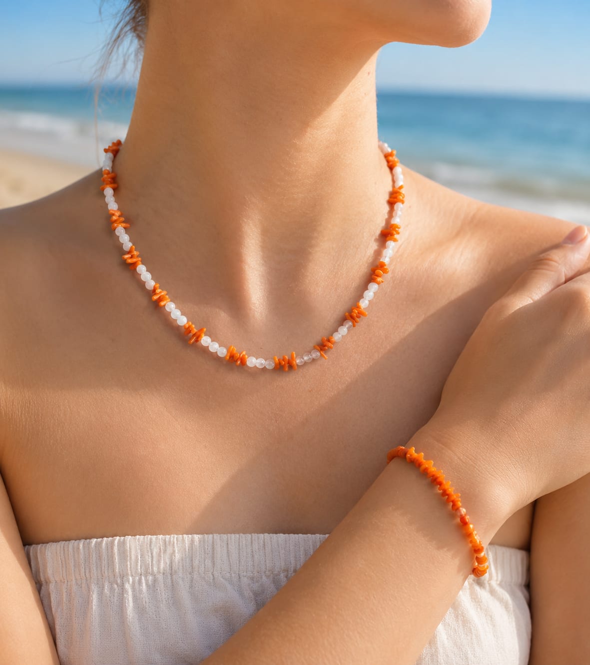 Conjunto de Collar y Pulsera de Coral Naranja con Bolas de Jade
