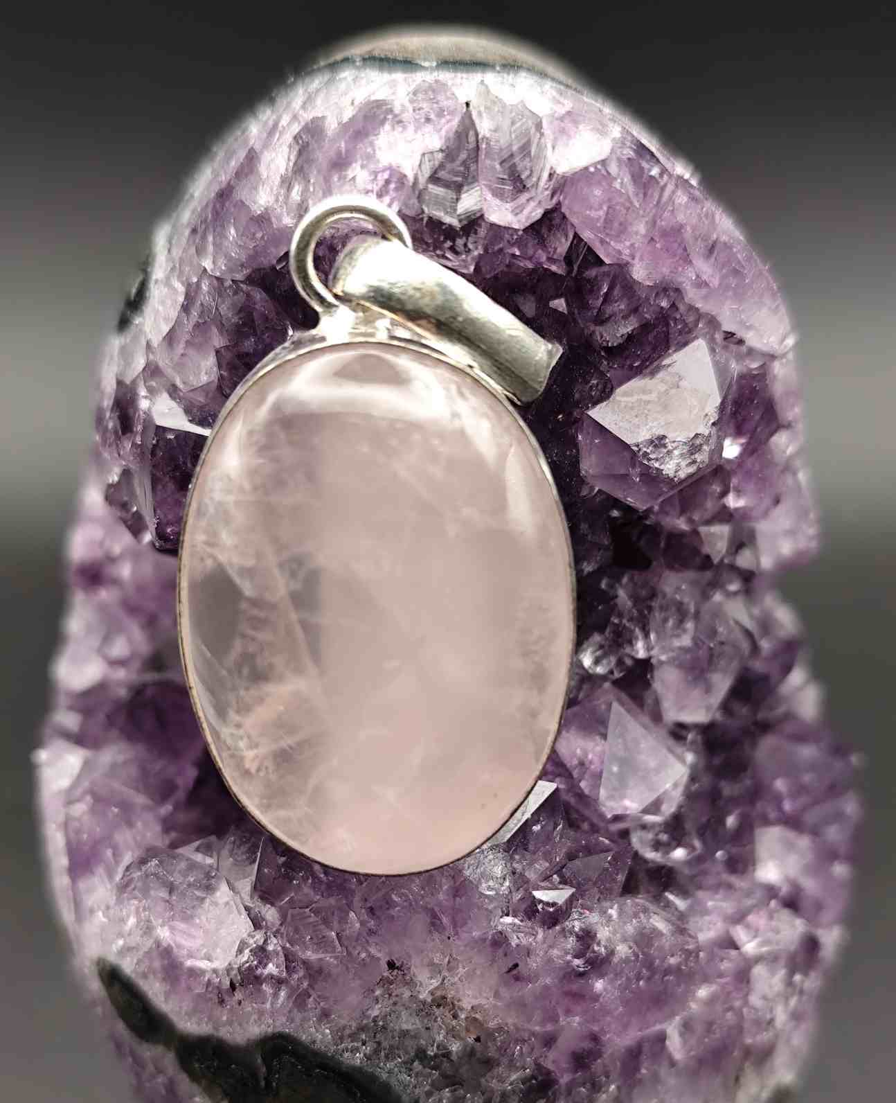 Colgante de Cuarzo Rosa