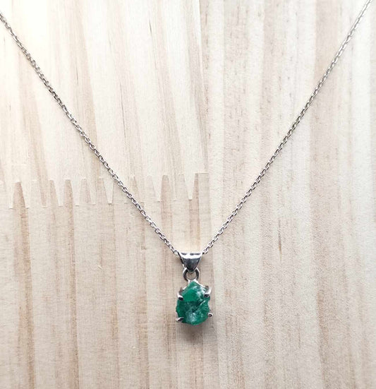 Colgante de Esmeralda de plata.