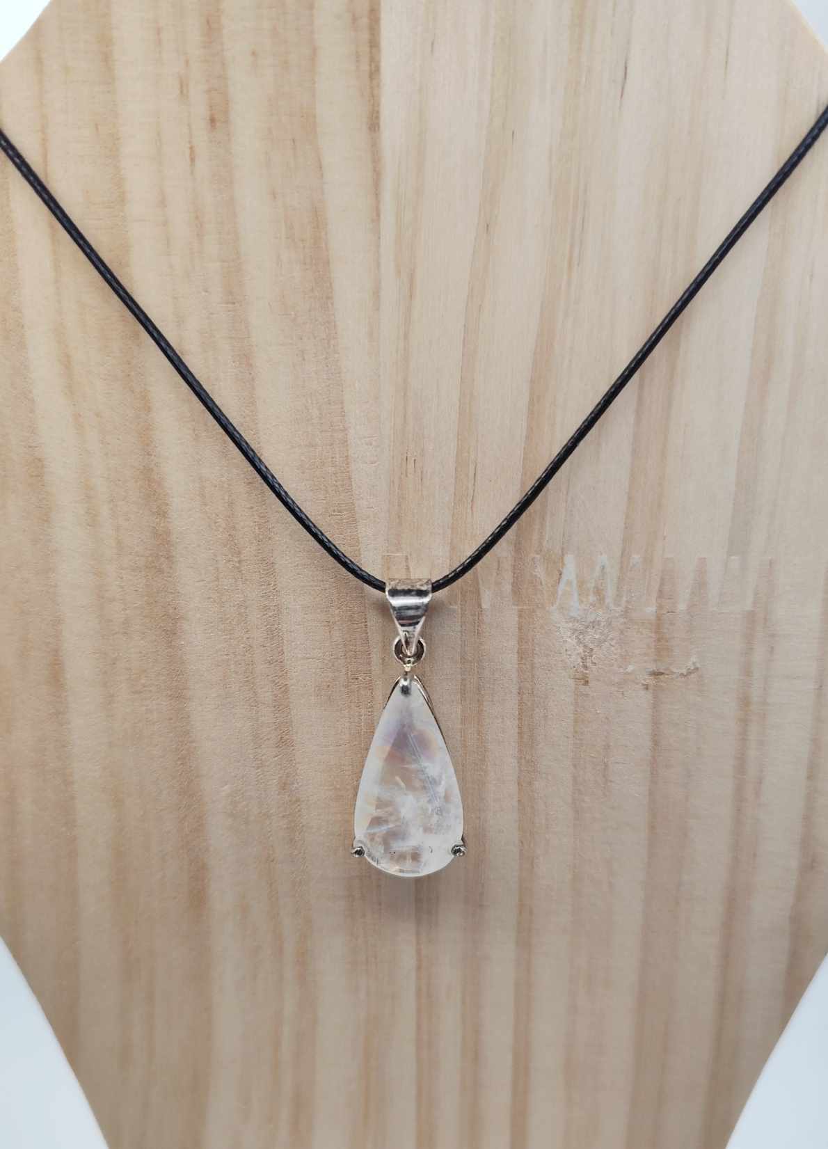 Colgante de Piedra Luna
