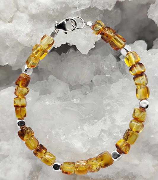 Pulsera de Ambar  con cubos de plata