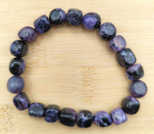 Bracelet en charoïte cubique