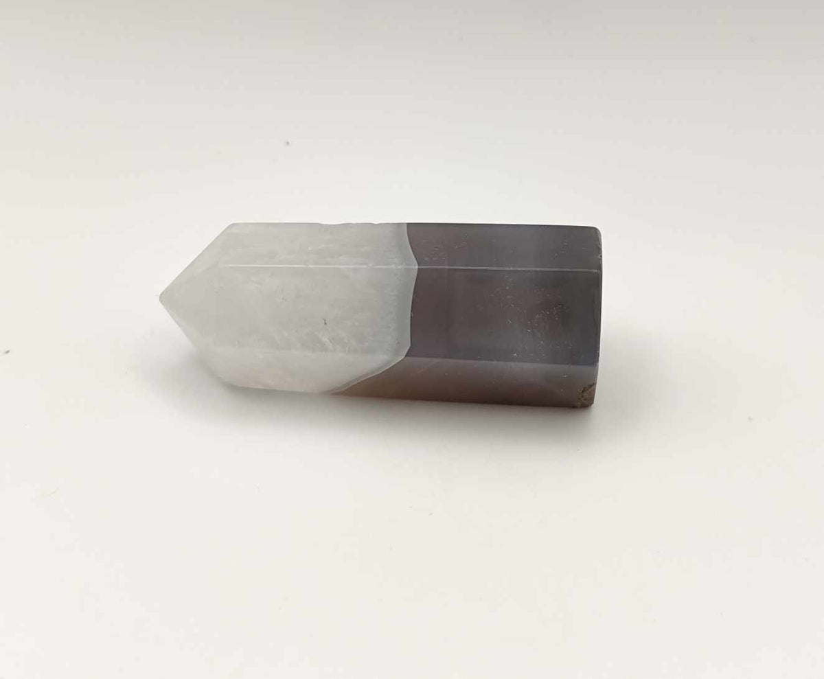 Pointe d'agate grise