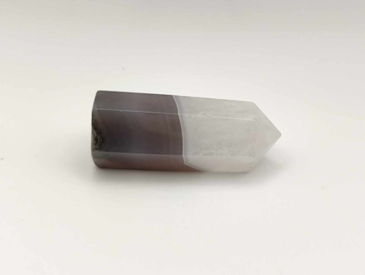 Pointe d'agate grise