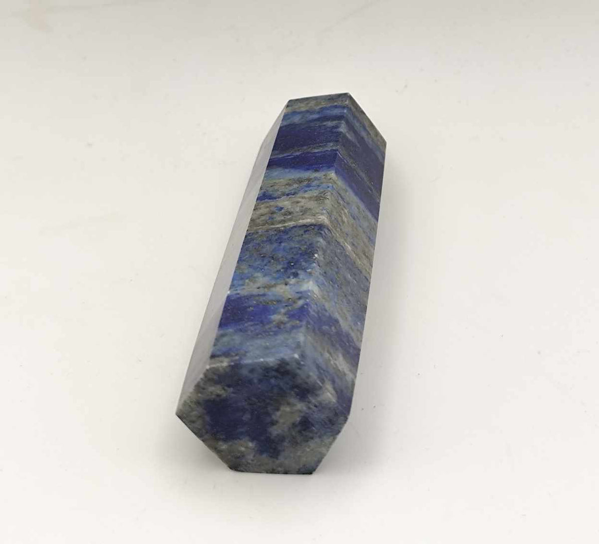 Pointe de lapis-lazuli